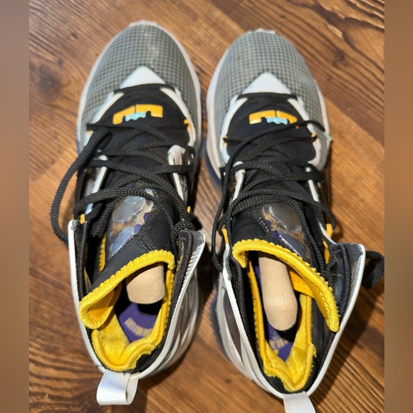 Nike Lebron 19  Graduate Men’s Size 14 Basketball Shoes EUC - Picture 6 of 8